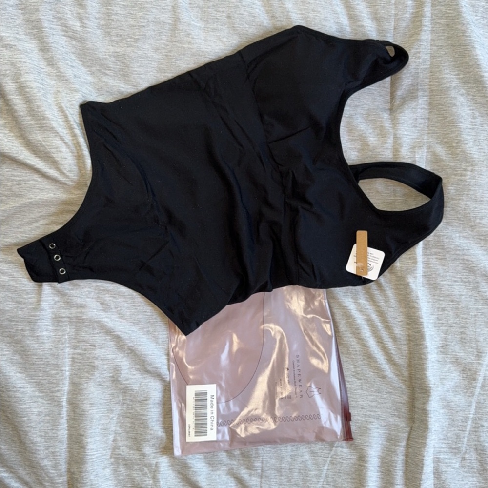 Black ShappelX snatching Bodysuit w low back